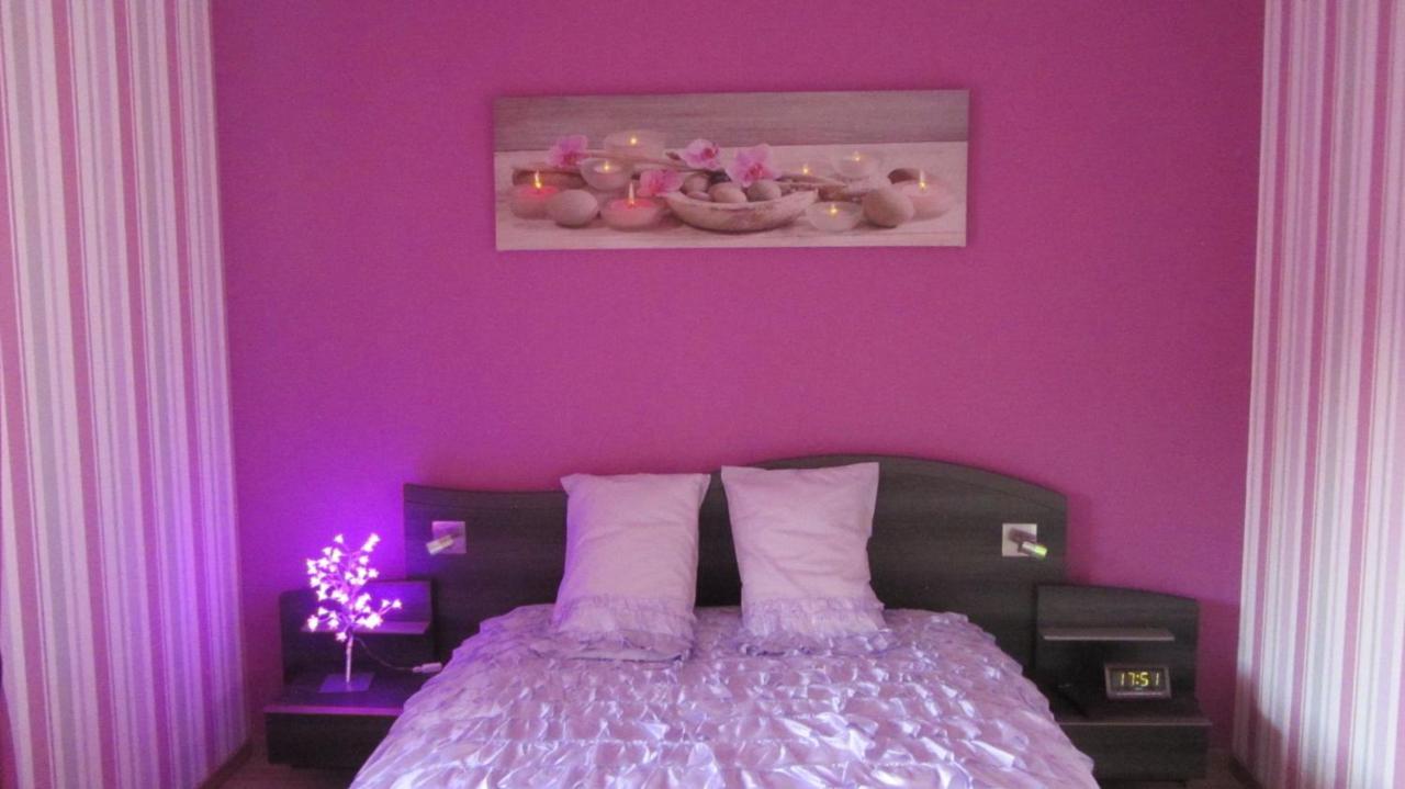 Les Glycines Bed and Breakfast Choloy Εξωτερικό φωτογραφία